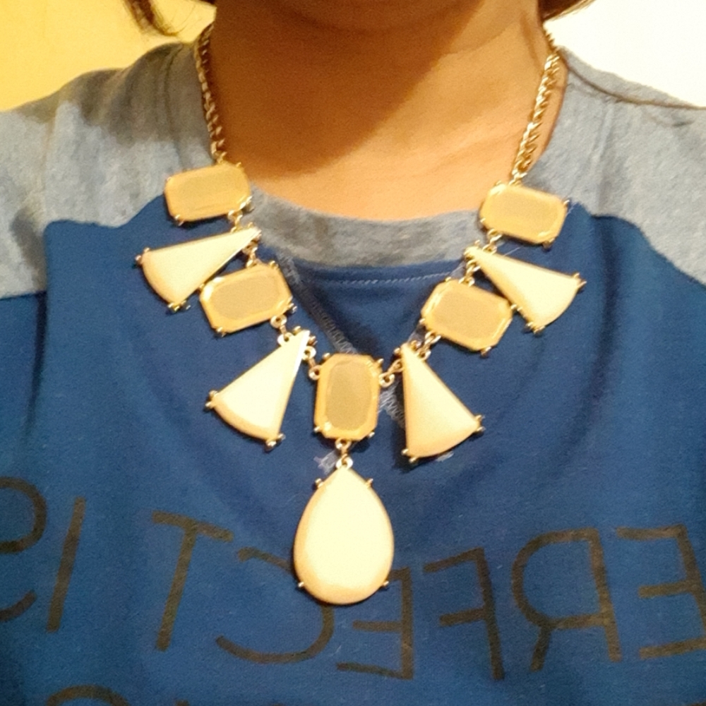 Necklace - Picture 2 of 2